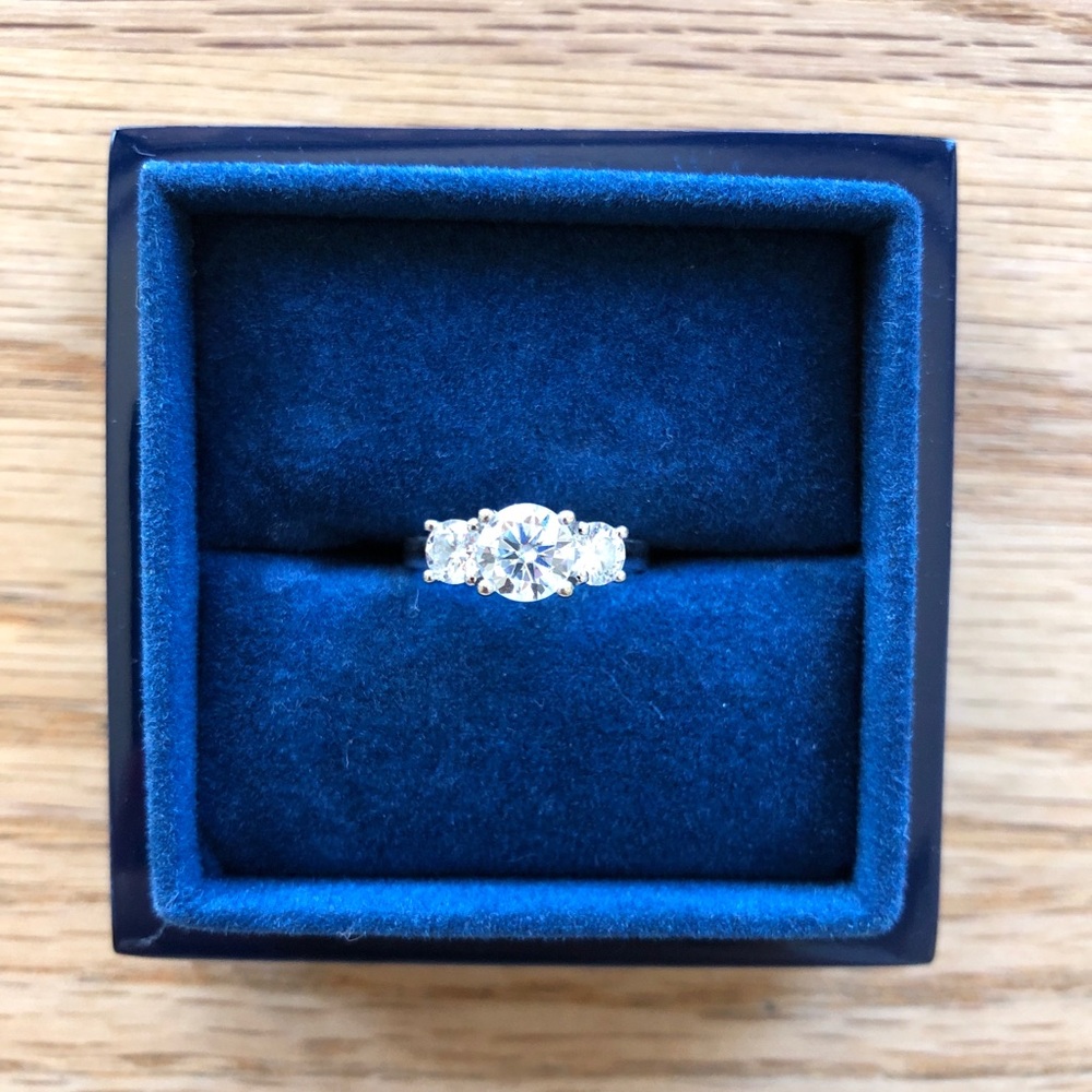 MoissaniteCo 14k white gold three stone trellis engagement ring 1.25tcw Size 4